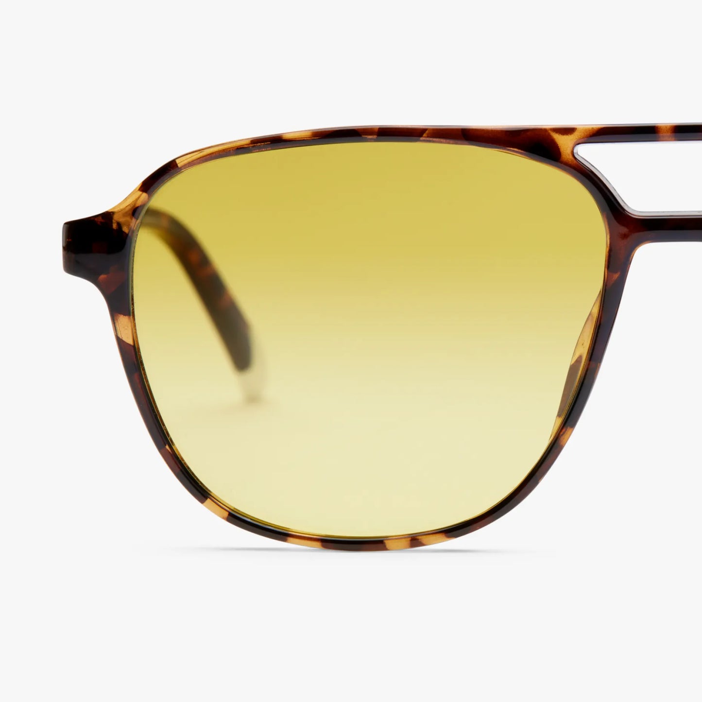 Brad Glossy Amber - Tortoise